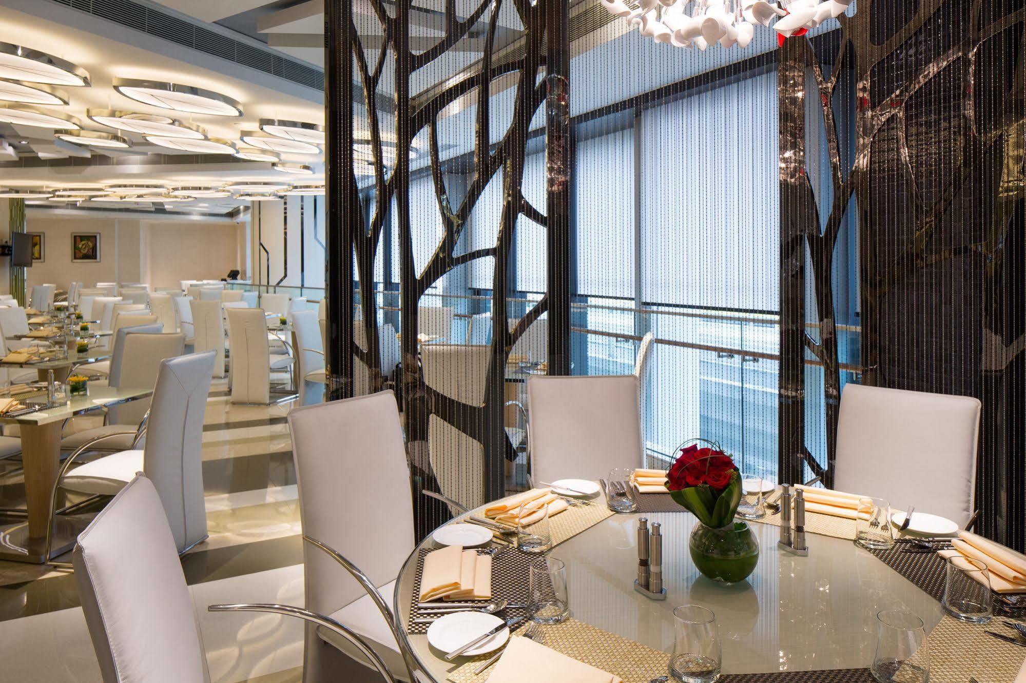 Rosedale Hotel Kowloon Гонконг Экстерьер фото