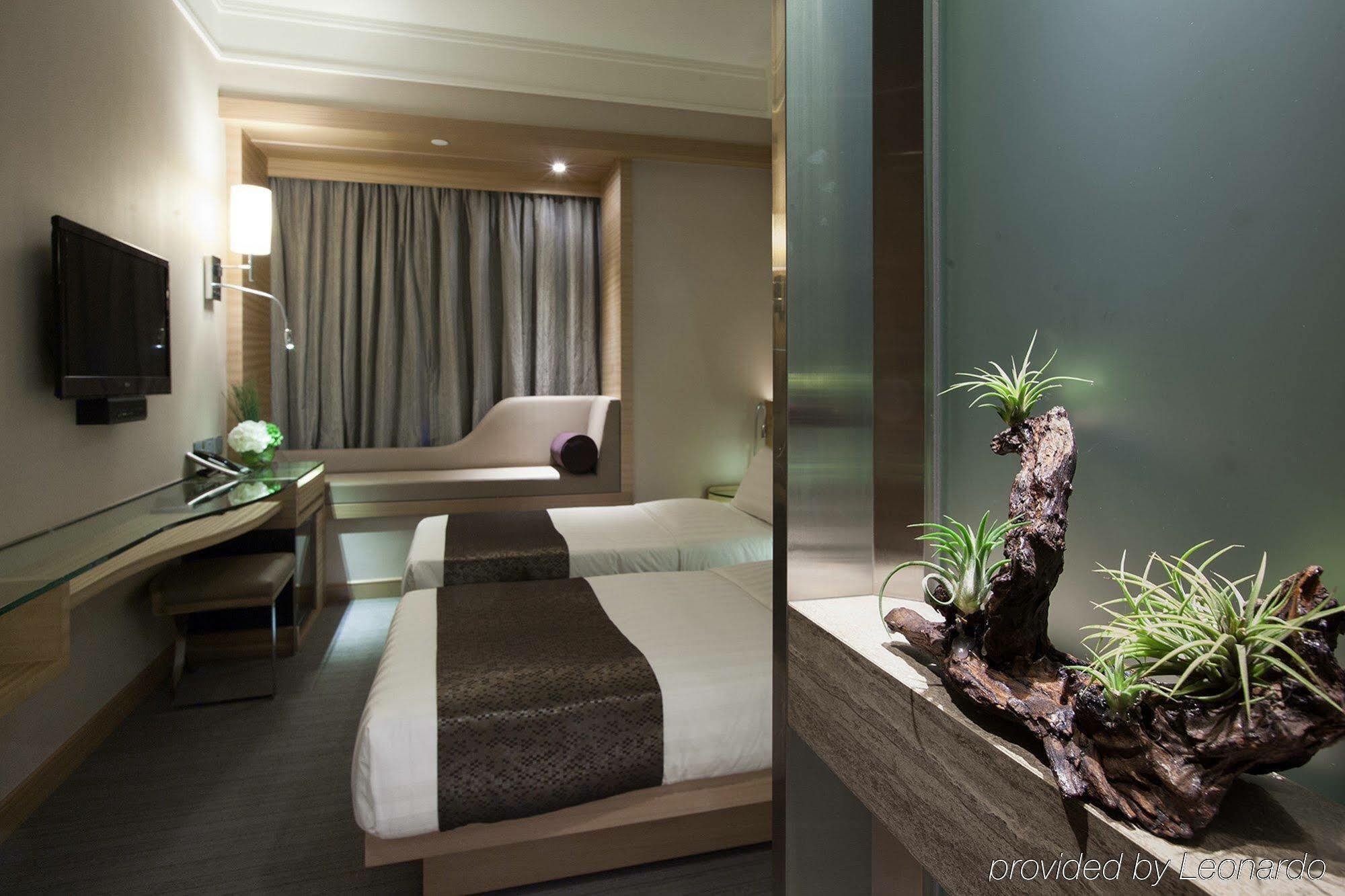 Rosedale Hotel Kowloon Гонконг Экстерьер фото